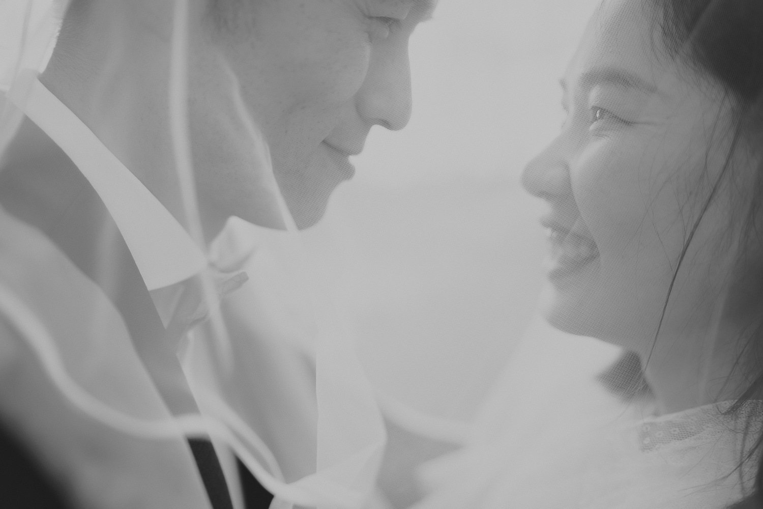 groom and bride looking into the eyes in a Elopement Wedding